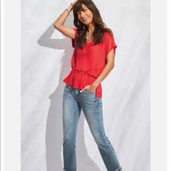 Cabi Formal Tee in Cherry Style 6129 Spring 2022 - NEW - Size Medium - Picture 1 of 10